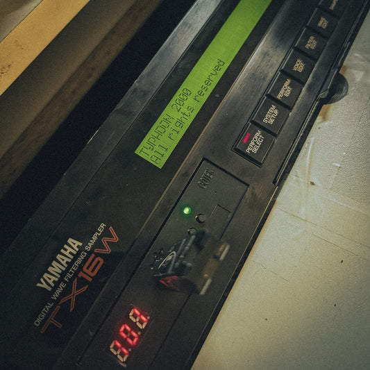Mon Yamaha TX16W est opérationnel ! - NIZUKPROD.com