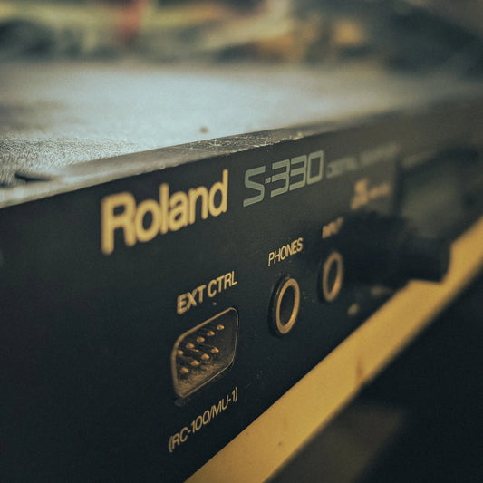 nizuk, boom bap, sampleur 12bit, roland s-330, sampler, sampling is not a crime, gotek, beatmaker, beatmaking,